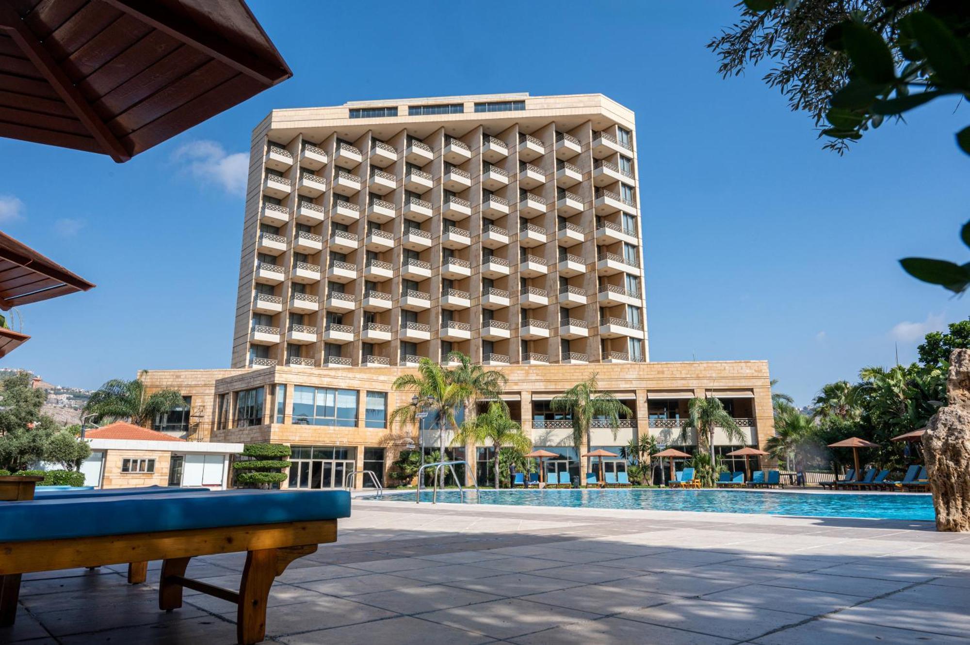 Jiyeh Marina Resort Hotel & Chalets Jieh Exterior photo